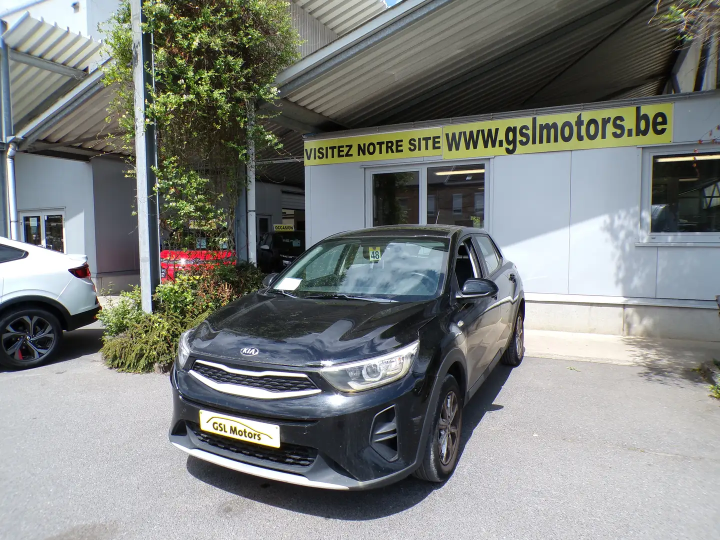 Kia Stonic 1.2i 84cv noir 01/18 86.613km Airco GPS Caméra Negru - 1