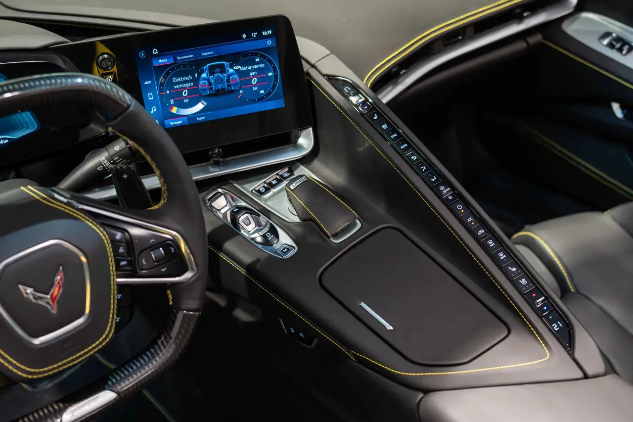 Corvette E-Ray C8 Convertible Automaat 3LZ Package | Competition 5