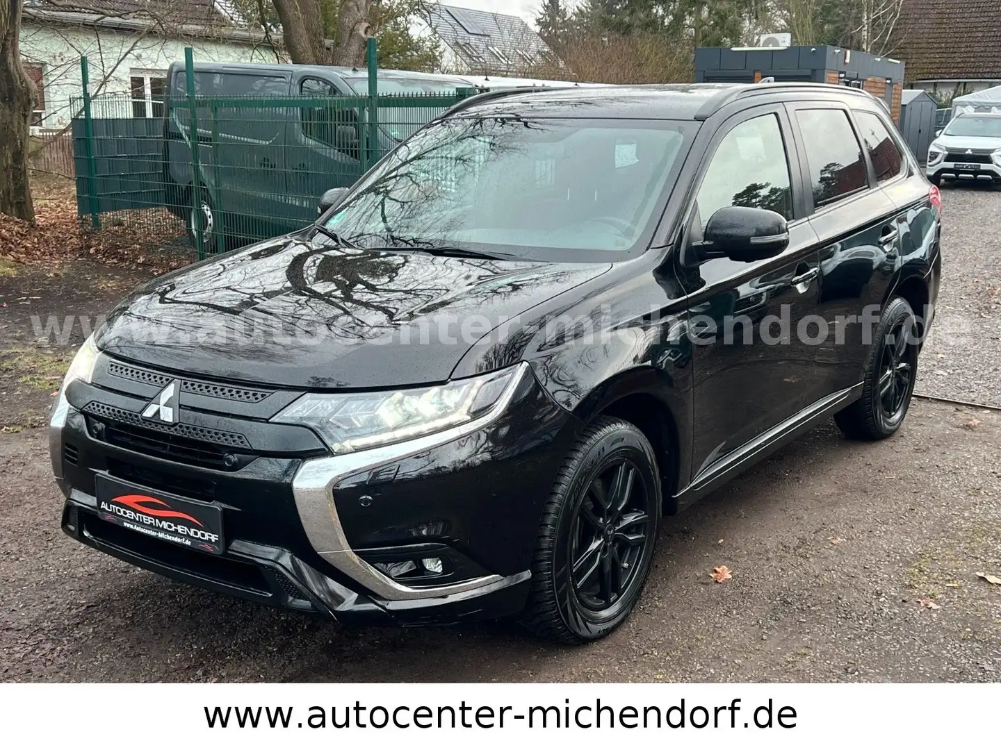 Mitsubishi Outlander PHEV Top 4WD*Leder*360Cam* Schwarz - 1