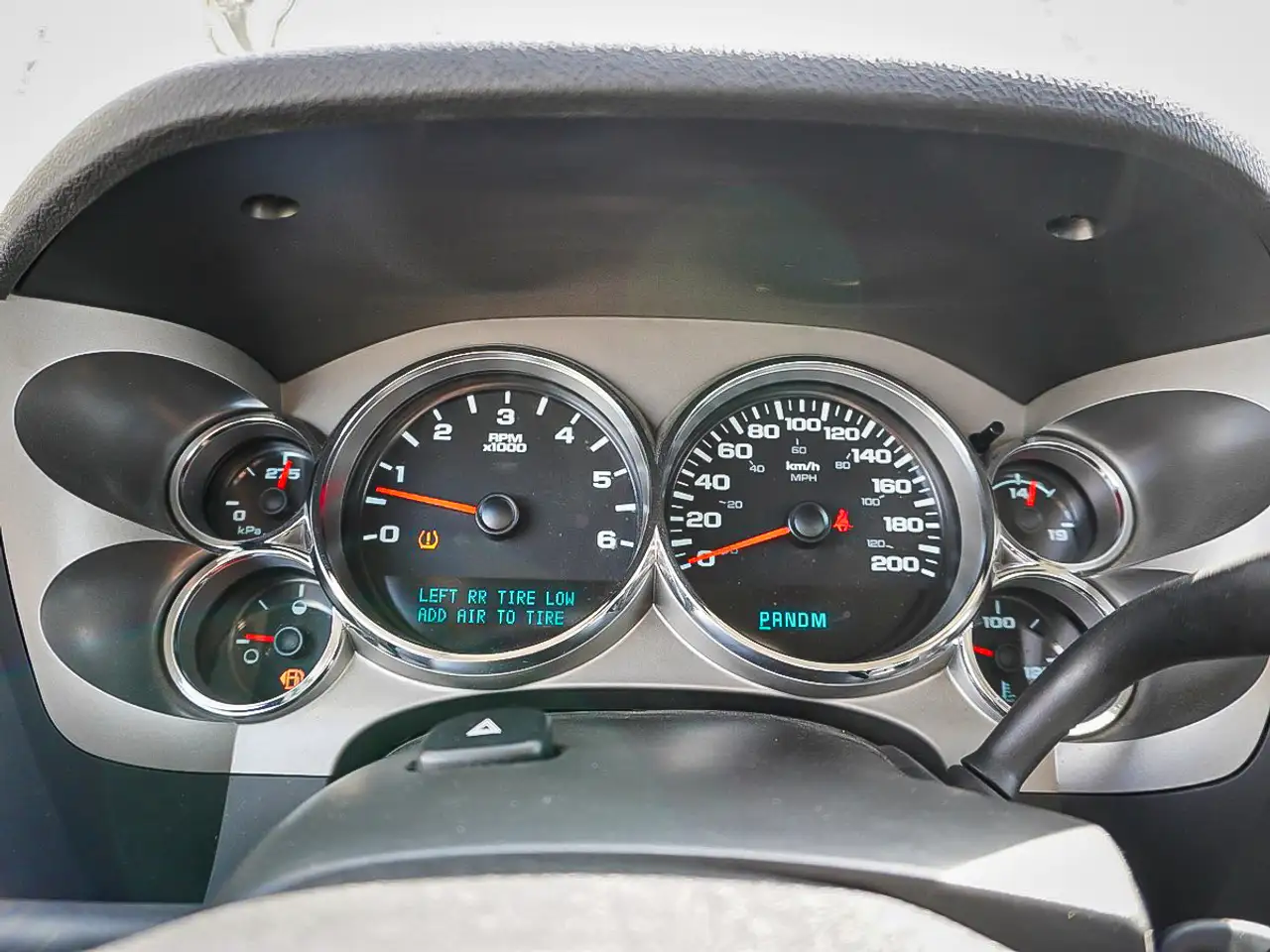Chevrolet Silverado 1500 снимка Chevrolet Silverado 1500