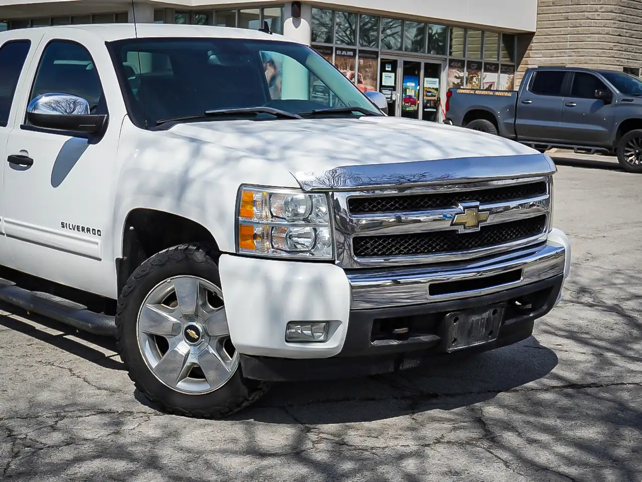 Chevrolet Silverado 1500 снимка Chevrolet Silverado 1500