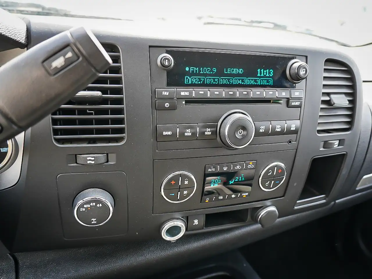 Chevrolet Silverado 1500 снимка Chevrolet Silverado 1500