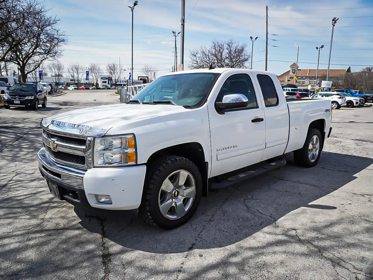 Chevrolet Silverado 1500 снимка Chevrolet Silverado 1500