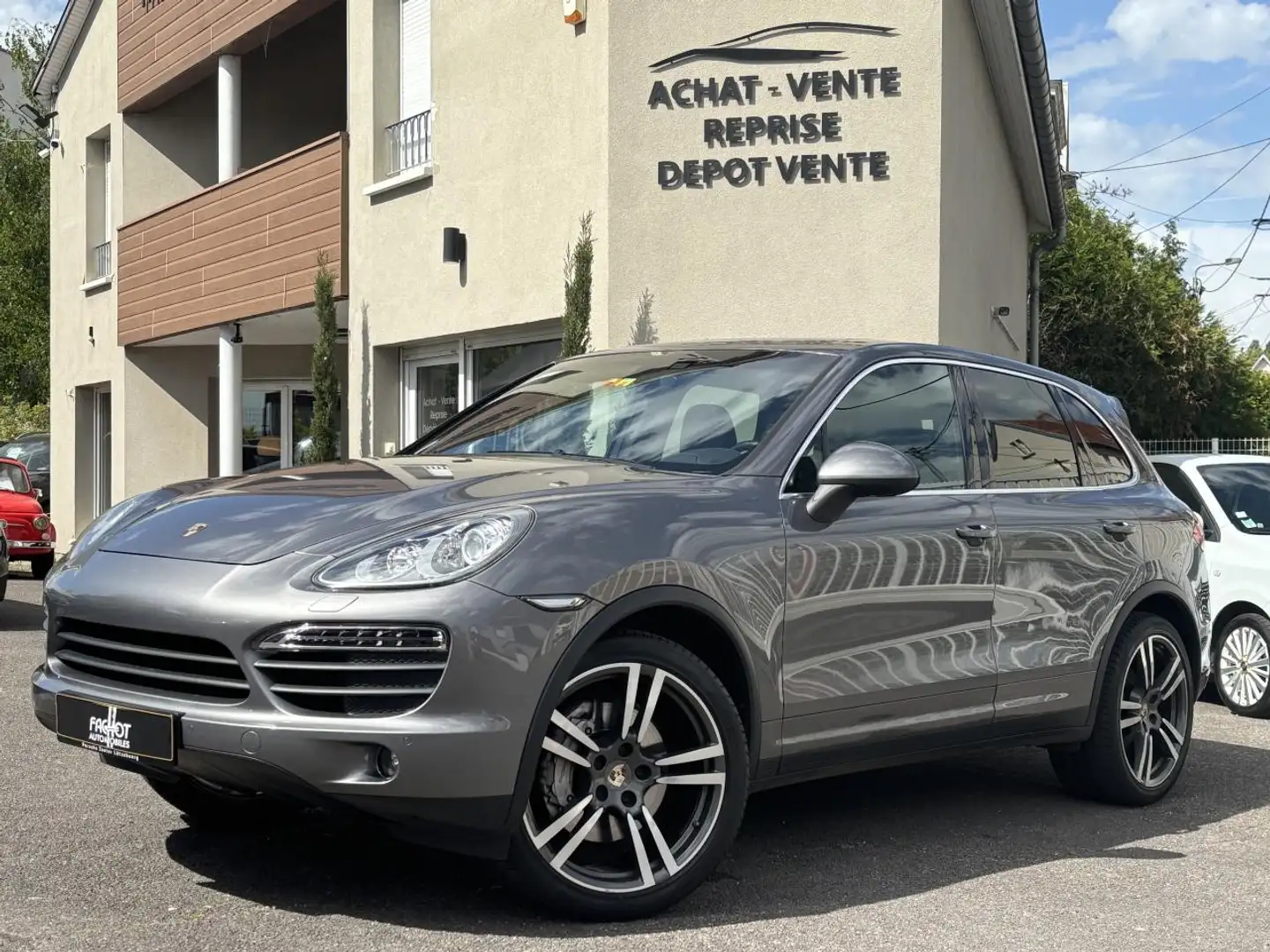 Porsche Cayenne Cayenne 4.8i V8 - 400 - BVA Tiptronic S Gris - 1