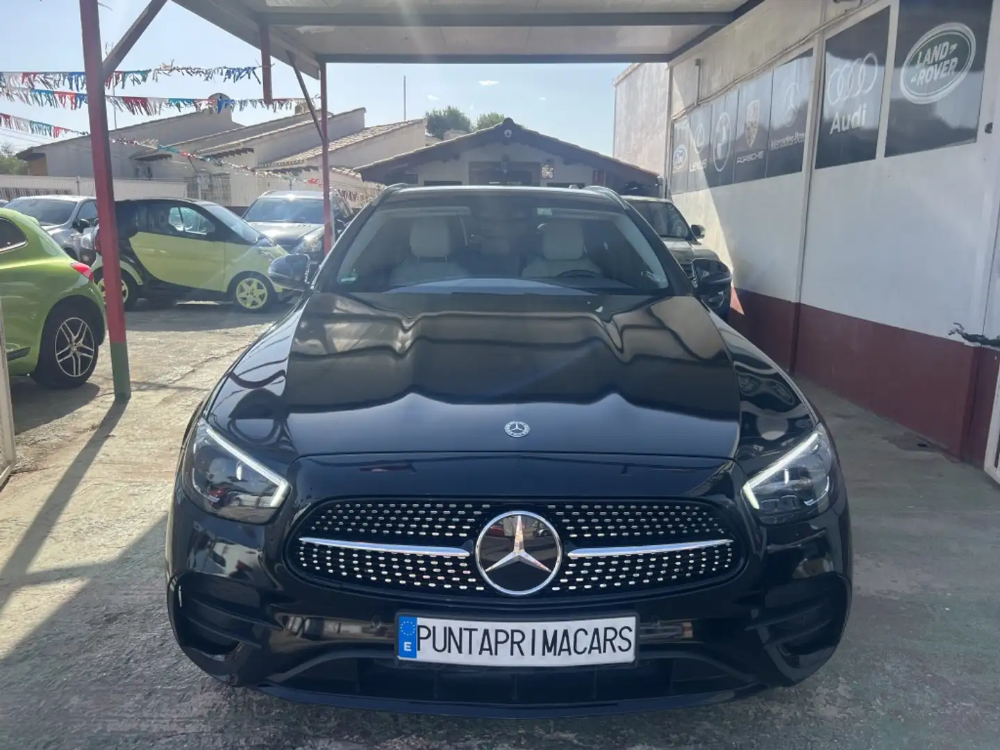 Mercedes-Benz E 200 Estate 9G-Tronic Negro - 2