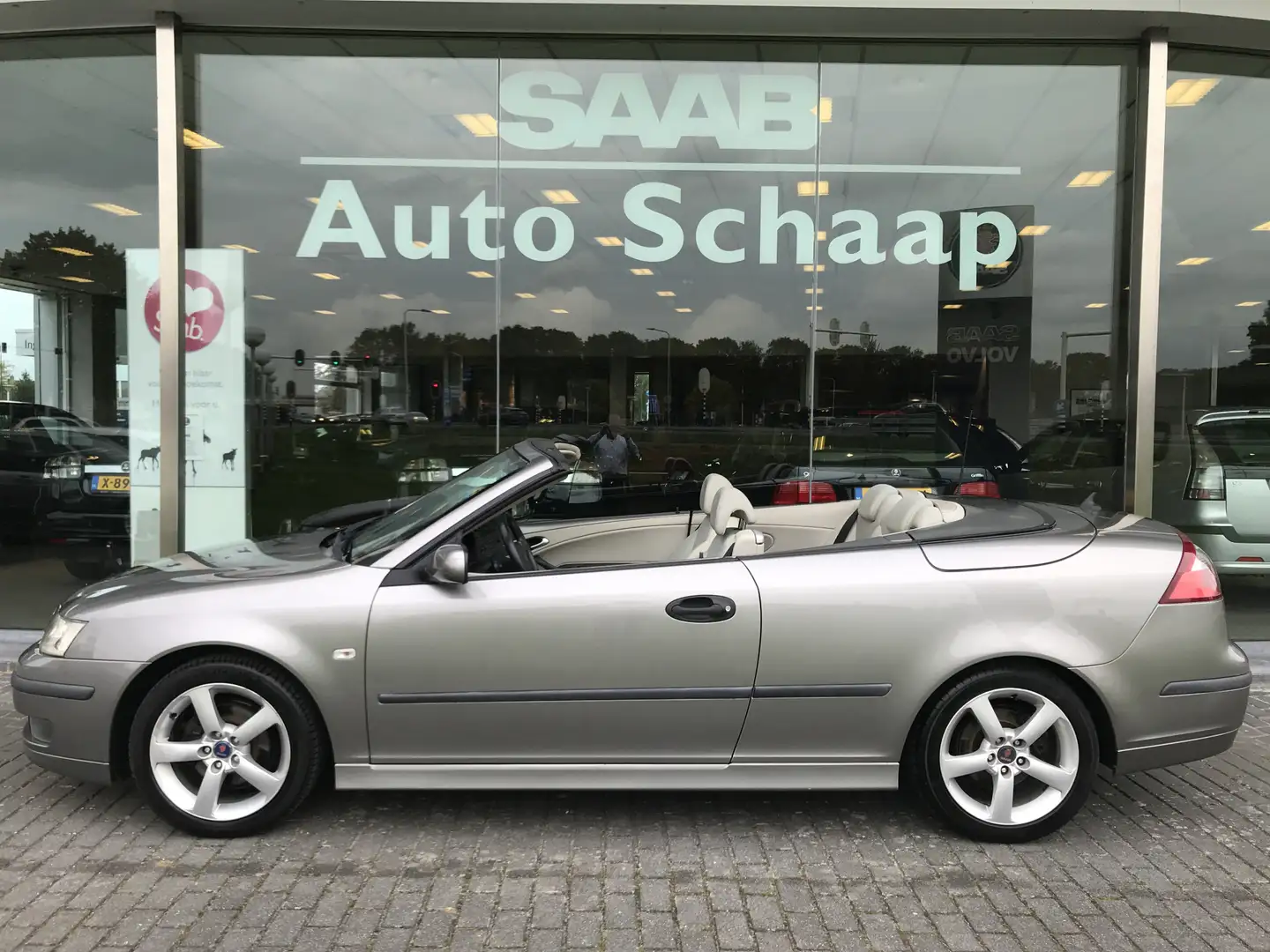Saab 9-3 Cabrio 1.8t Vector | Rijklaar incl garantie | Nieu Gris - 2