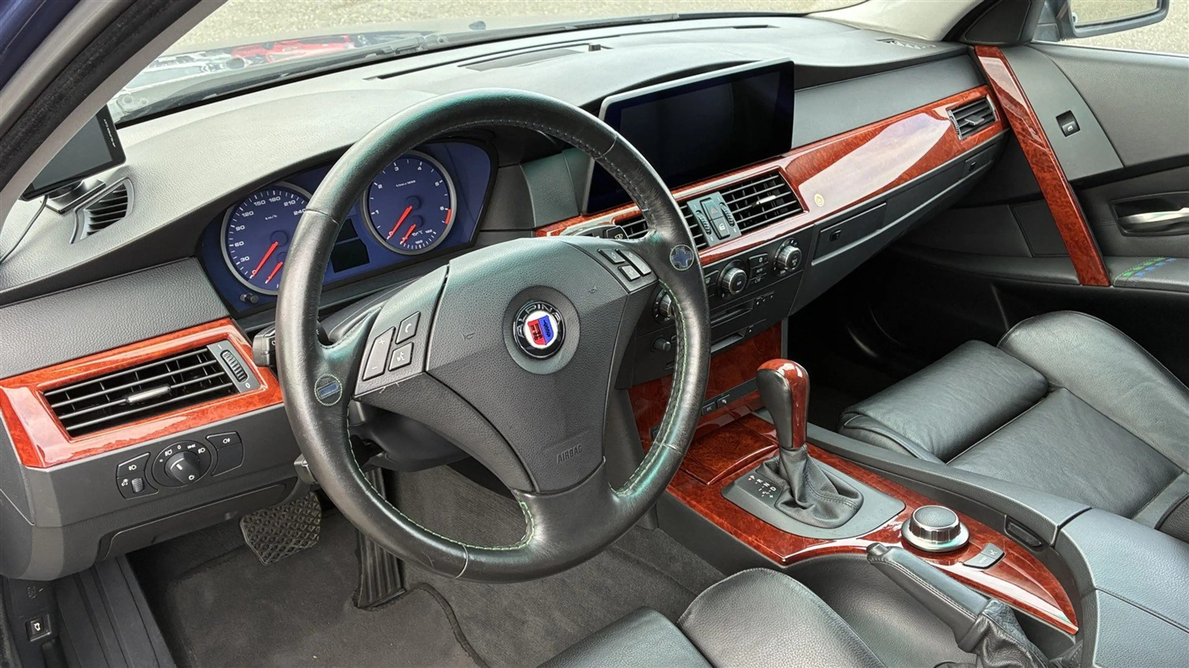 Alpina B5 Sedan vol luxe en vermogen — photo 13