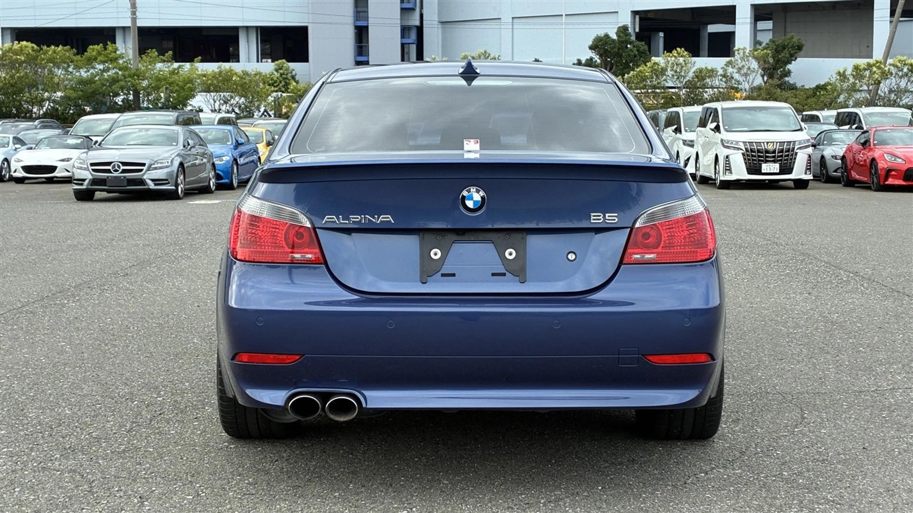 Alpina B5 Sedan vol luxe en vermogen — photo 7