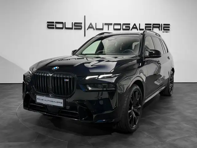 BMW X7 M60i xDrive B&W ACC Standhz Pano AHK 360°