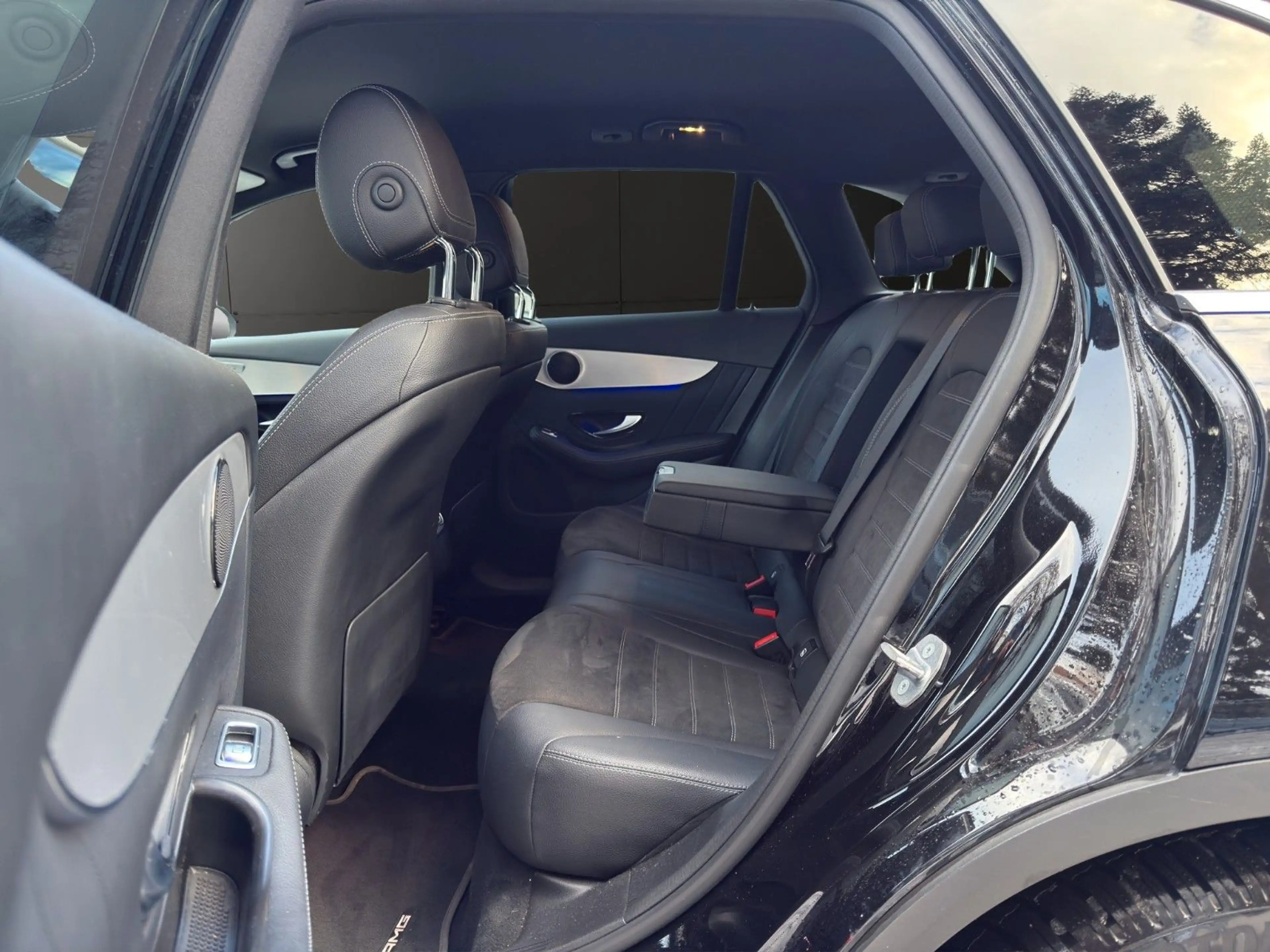 Mercedes-Benz GLC 220 d 4Matic AMG-Line Multibeam AHK — photo 13