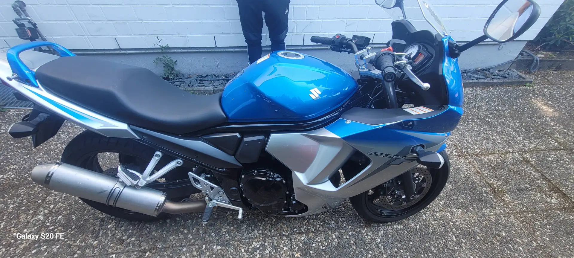 Suzuki GSX 650 F Azul - 2