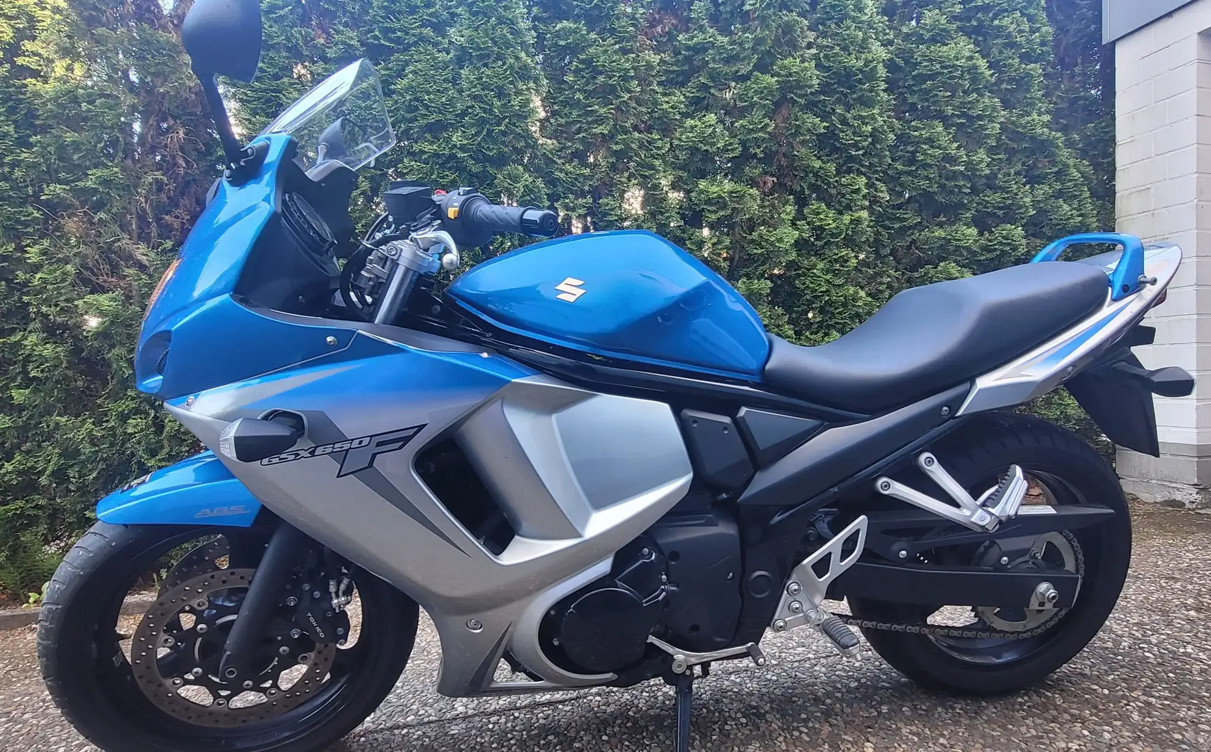 Suzuki GSX 650 F Azul - 1