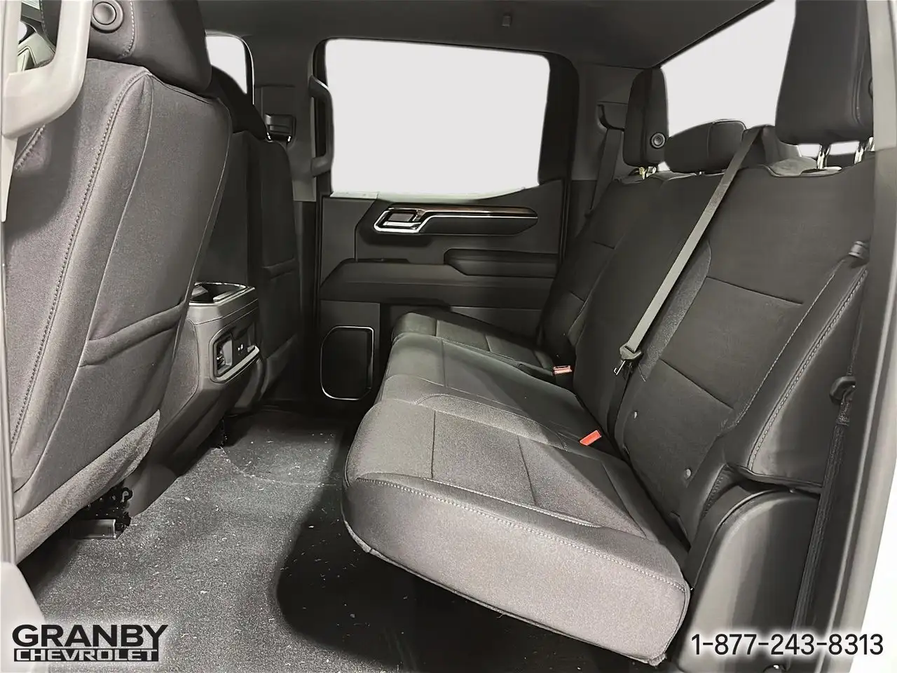 Chevrolet Silverado 1500 снимка Chevrolet Silverado 1500