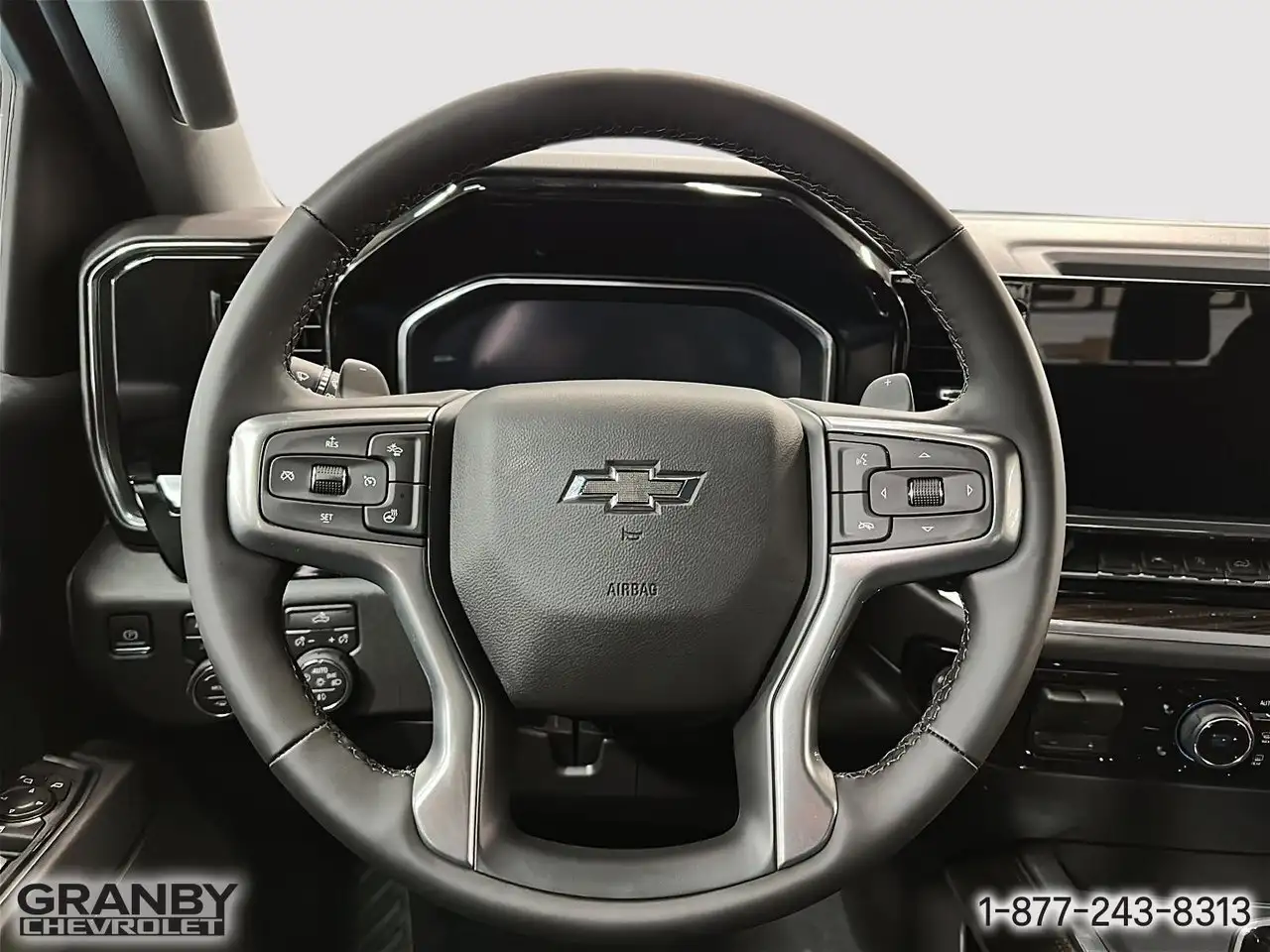 Chevrolet Silverado 1500 снимка Chevrolet Silverado 1500