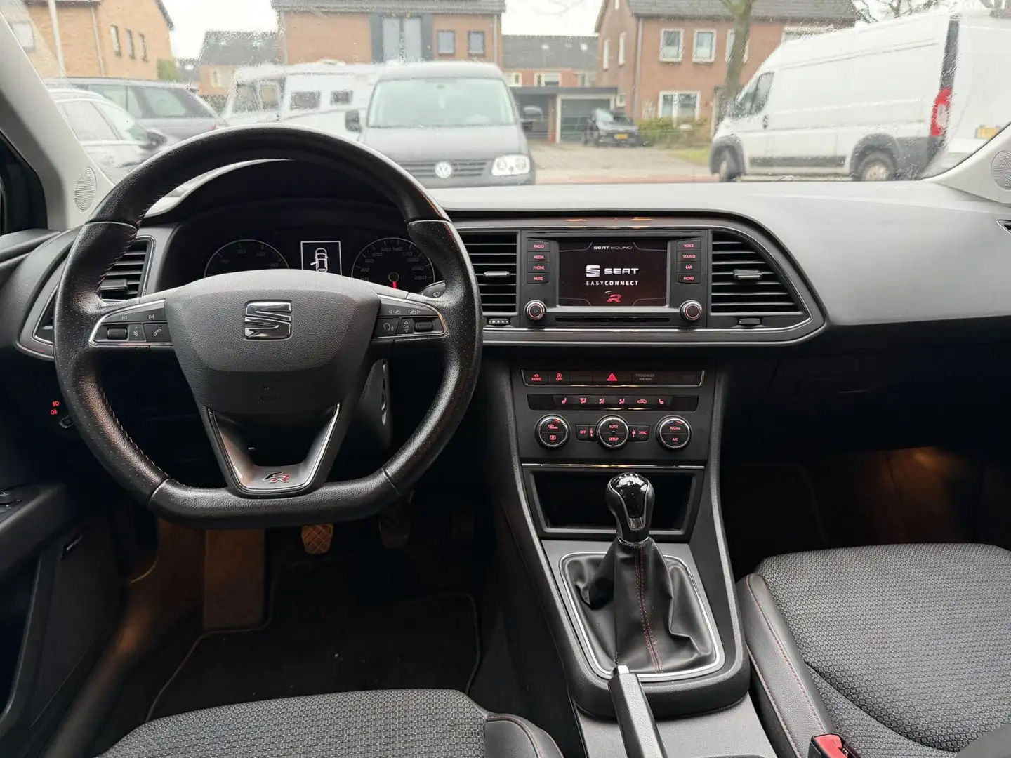 SEAT Leon ST 1.4 TSI FR Led, Climat, Bluetooth, Stoelvw, LM. Zwart - 2