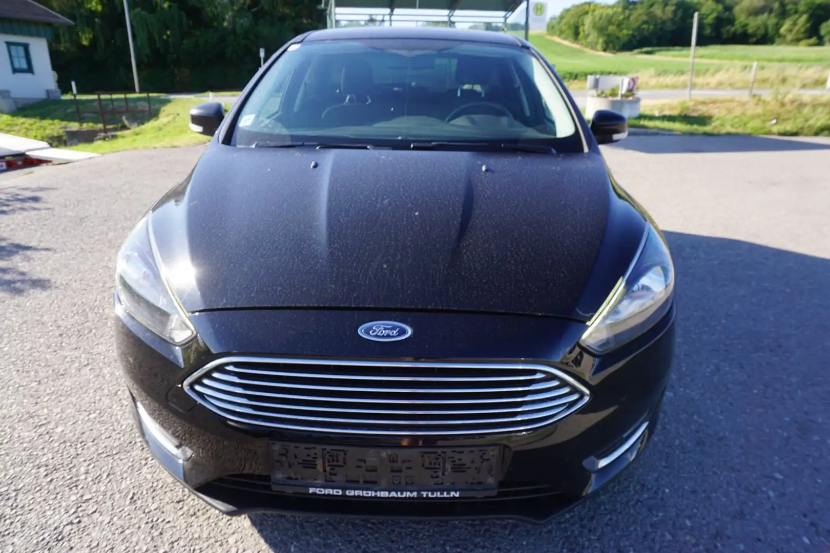 Ford Focus 1.5 TDCi Titanium Schwarz - 1