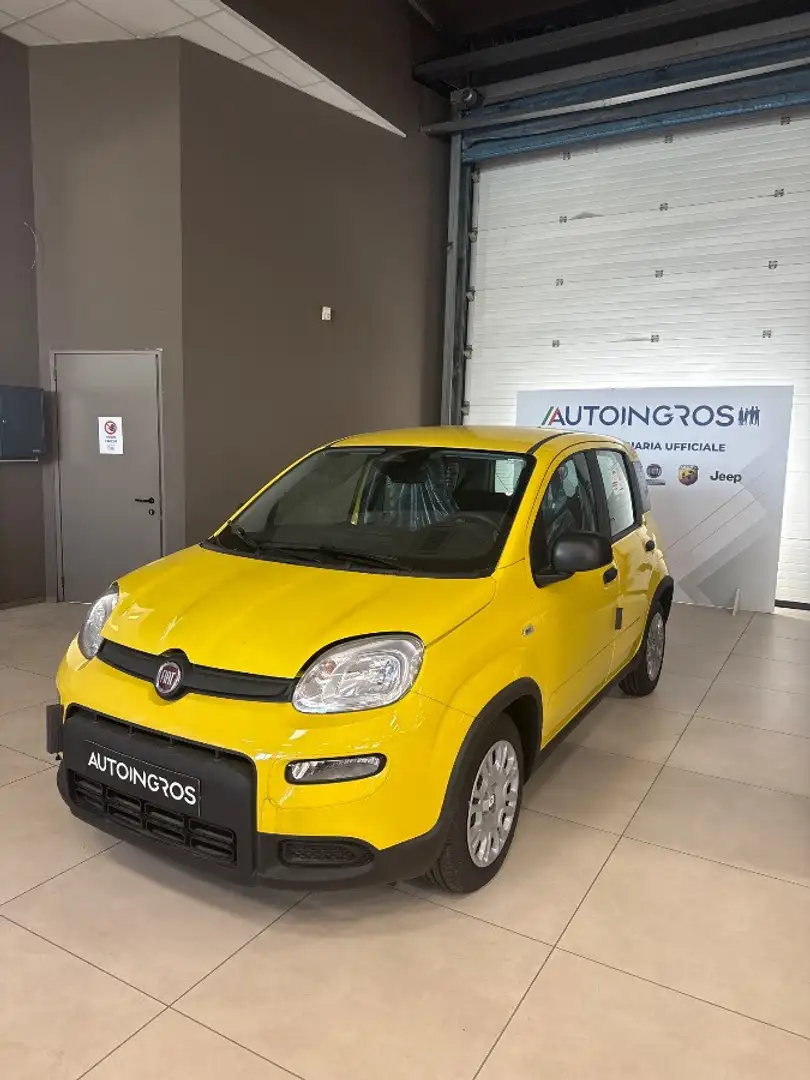 Fiat Panda 1.0 firefly hybrid s&s 70cv Gelb - 2