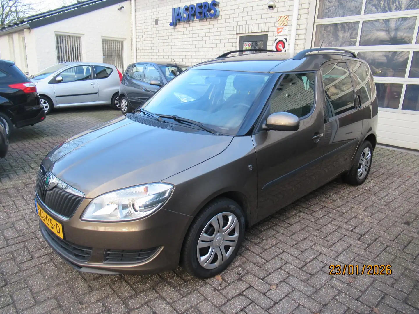 Skoda Roomster 1.2 TSI Ambition Marrón - 1