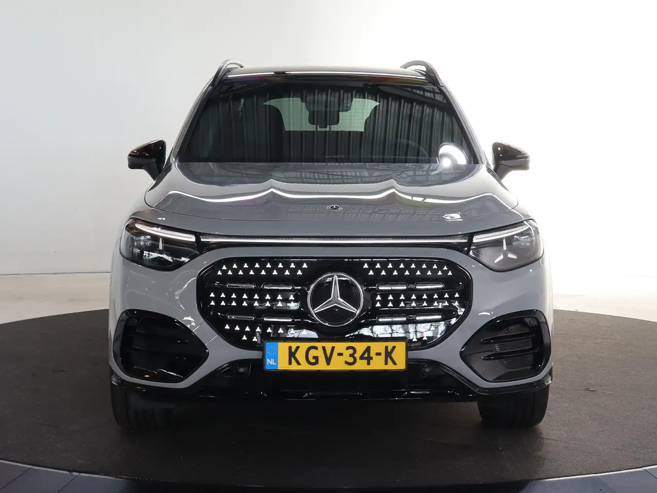 Mercedes-Benz GLB 2026