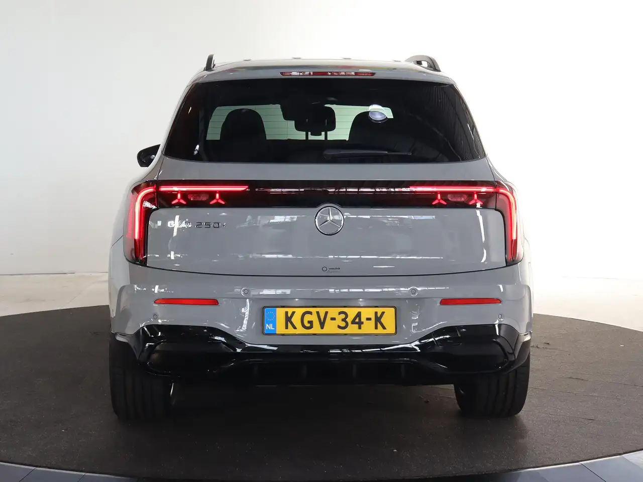 Mercedes-Benz GLB 2026