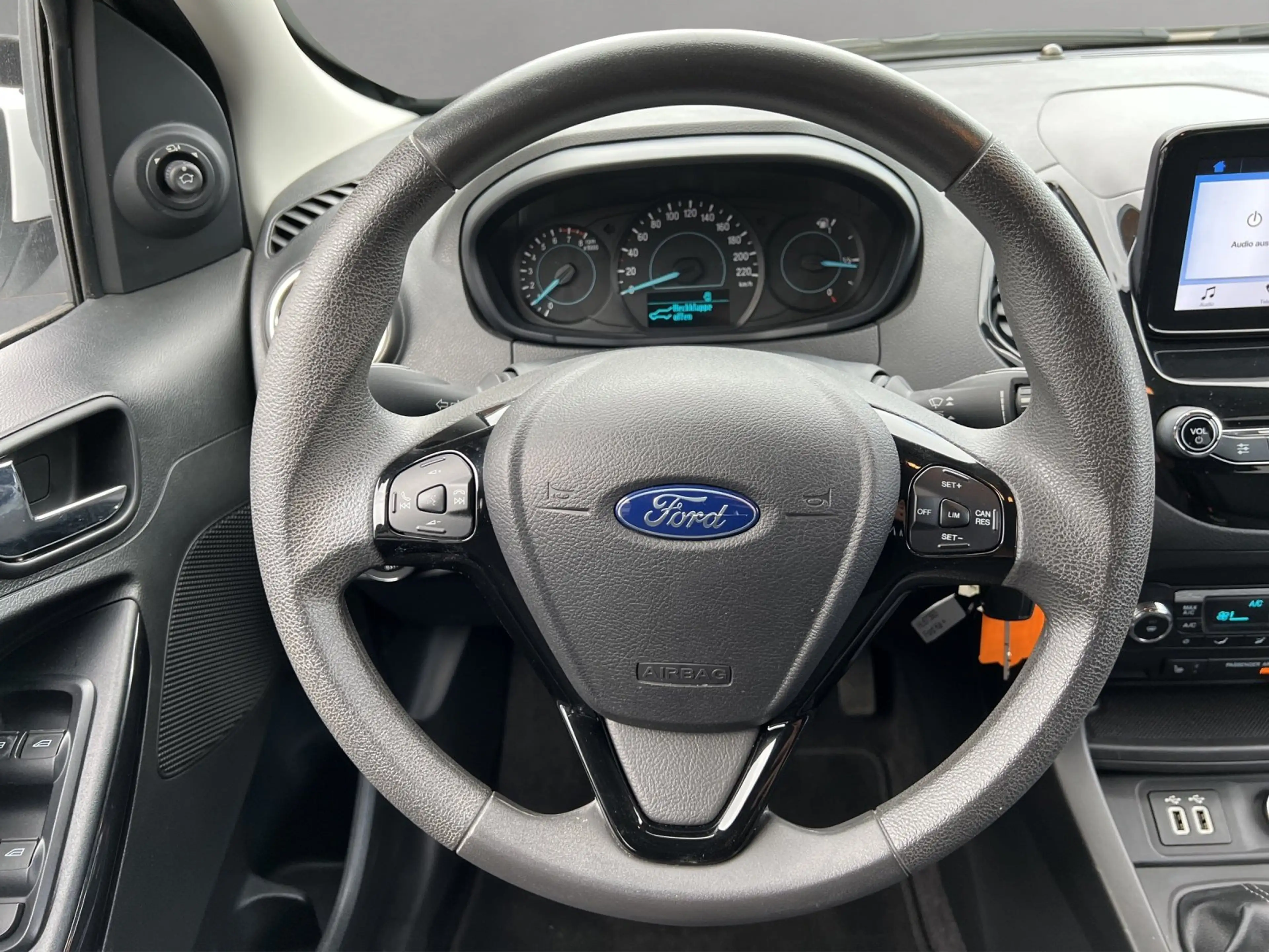 Ford Ka/Ka+ FordKa+ 1.2  Cool & Connect PDC/KLIMA/SHZ/USB/ — photo 10