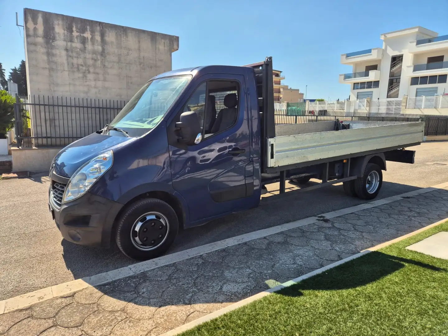 Renault Master T35 2.3 dCi/145 TP PL-SL-RG Cabinato Twin Turbo - 1