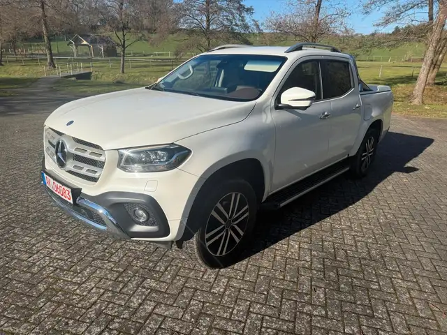 Mercedes-Benz X 250 4 Matic Navi LED Leder