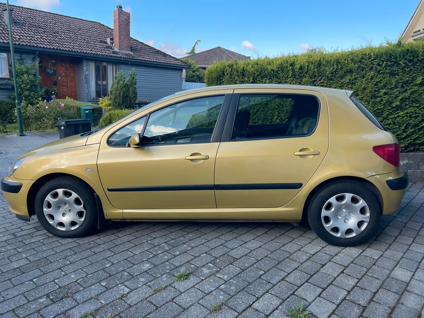 Peugeot 307 1.6i 16V XS Navtech on Board - 1