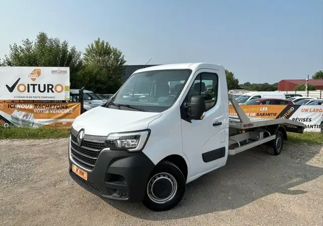 2021 Renault Master in White for sale