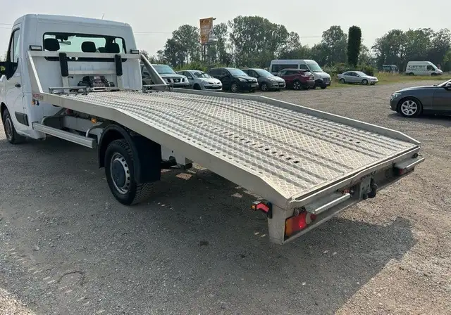 Renault Master view 10