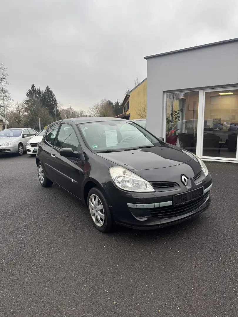 Renault Clio 1.6 16v Sport Dynamique - 1