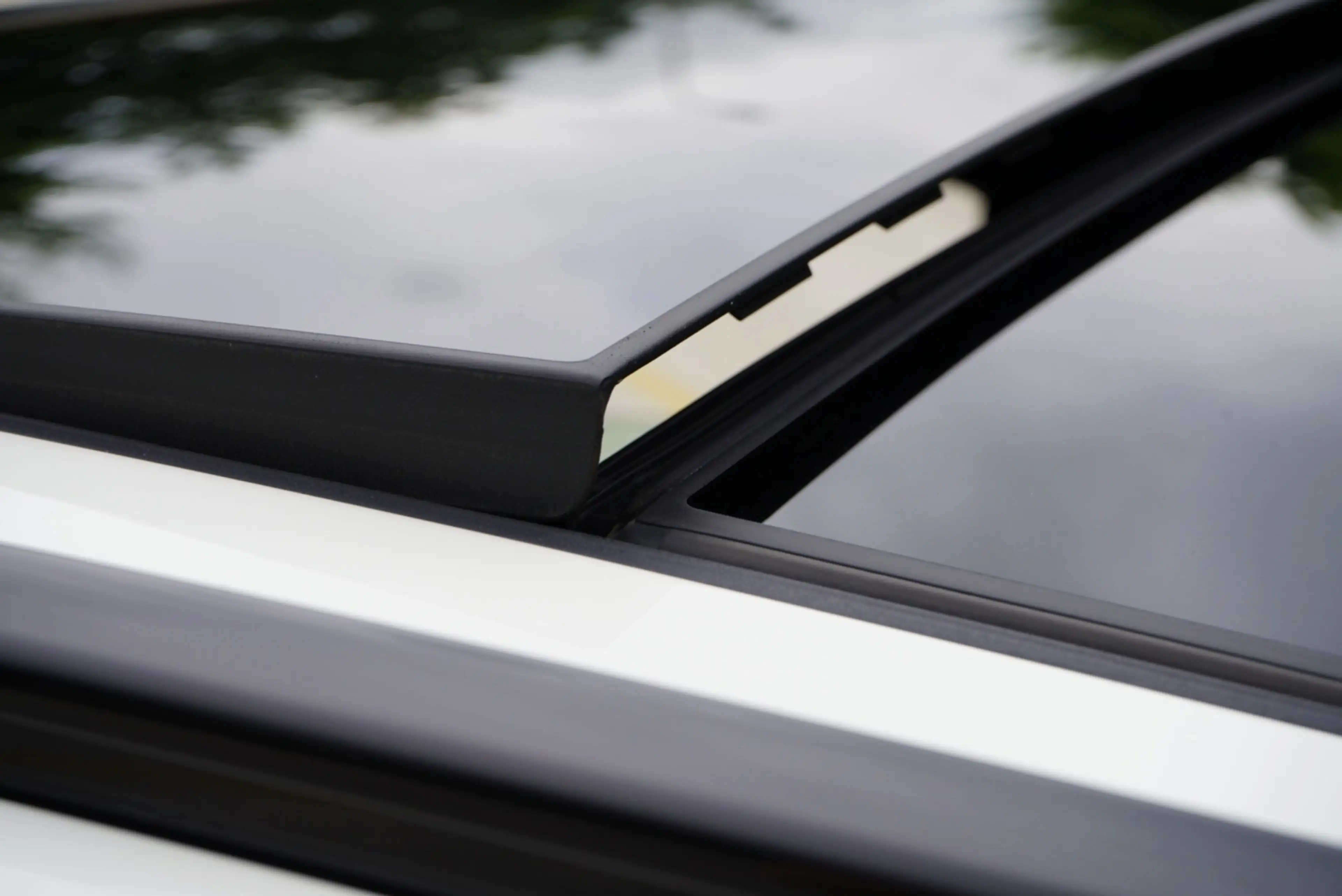 Maserati Levante 3.0 V6 SQ4 AWD GranLusso Modena S — photo 5