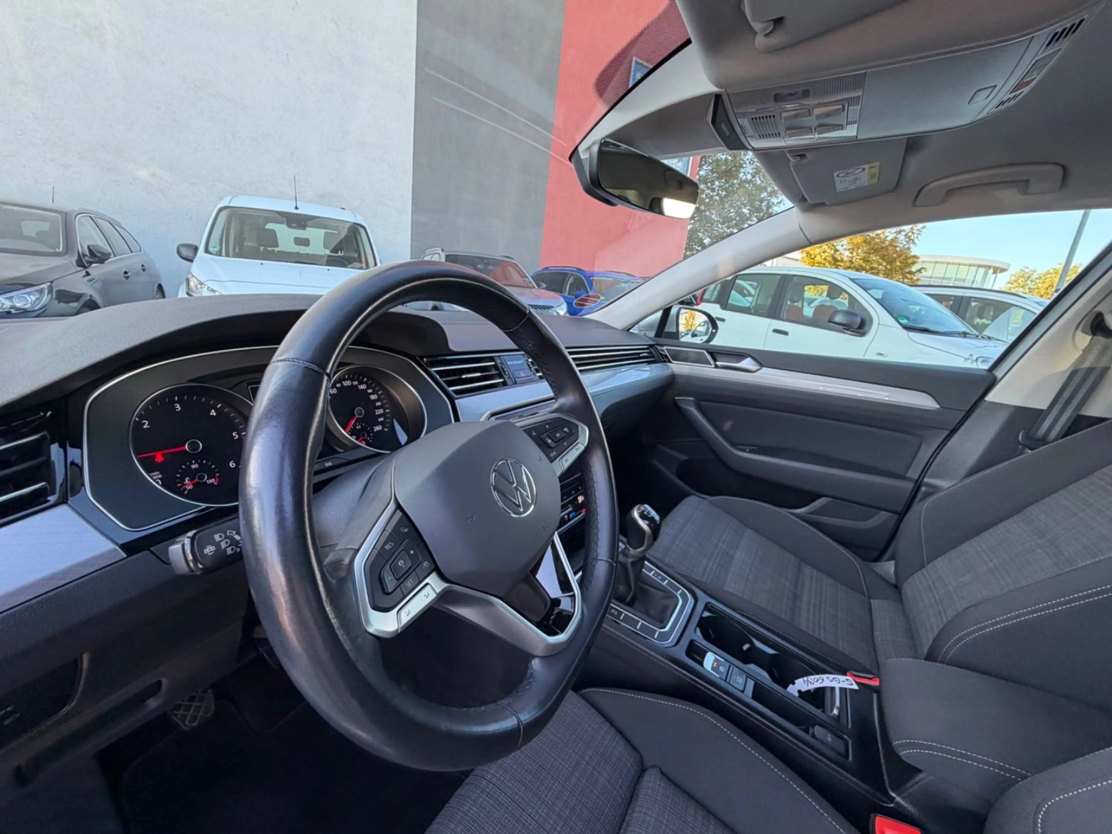 Volkswagen Passat Variant 2.0 TDI Business/1.Hand/AHK — photo 8