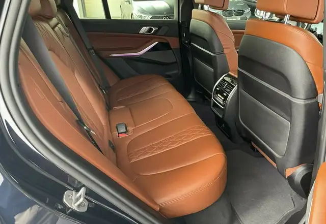 BMW X5 xDrive 45e M *LASER*PANO*AHK*SitzKühl*Masage*HK Ansicht 12