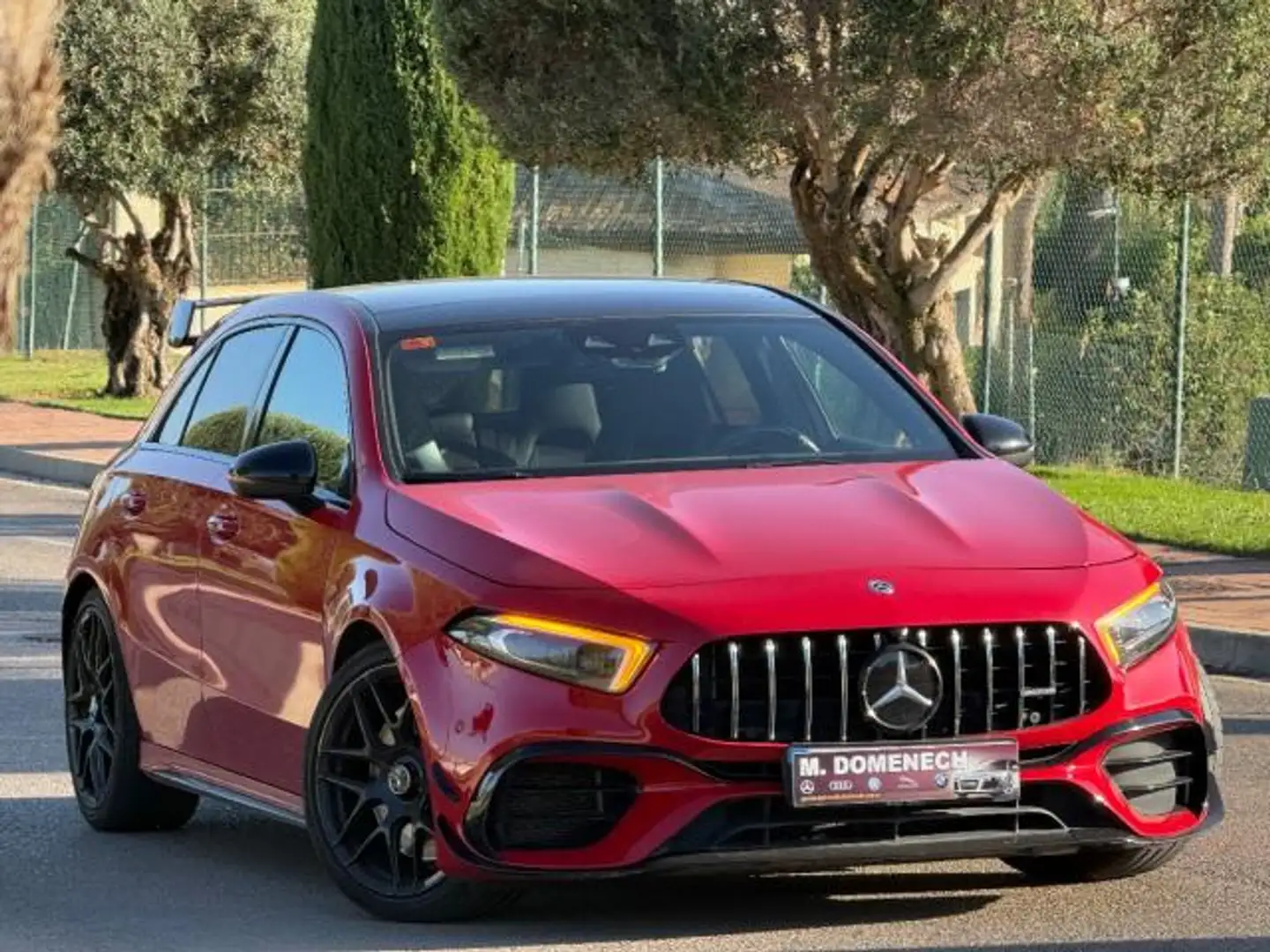 Mercedes-Benz A 45 AMG 4Matic 7G-DCT Rouge - 1