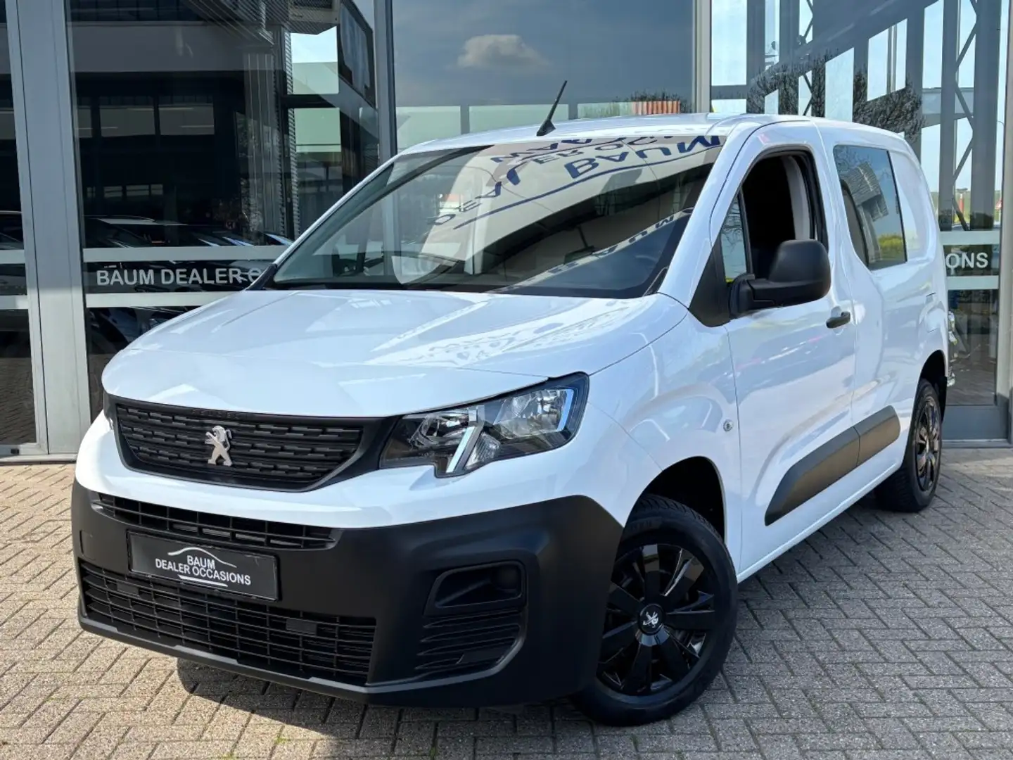 Peugeot Partner 1.2 PURET.BLUE 110 PK AIRCO EX BTW Wit - 1
