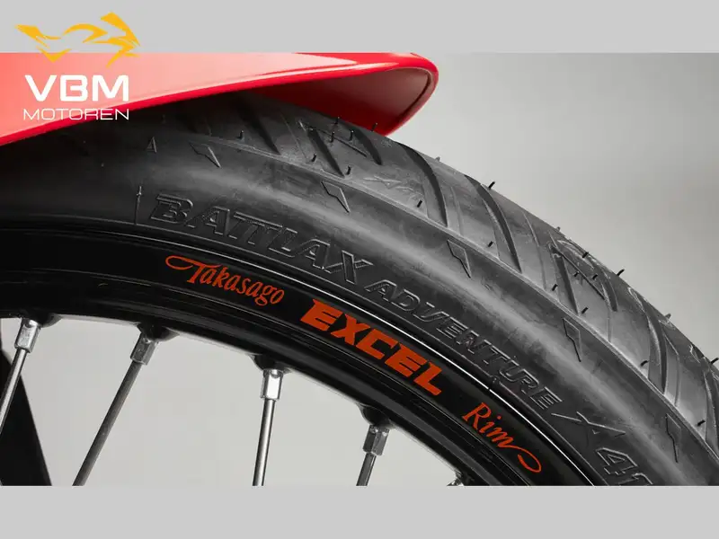 MV Agusta ENDURO VELOCE - foto 6