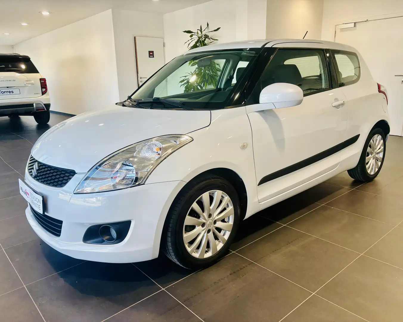 Suzuki Swift 1.2i GLX Sunroof / GARANTIE 12 MOIS White - 1