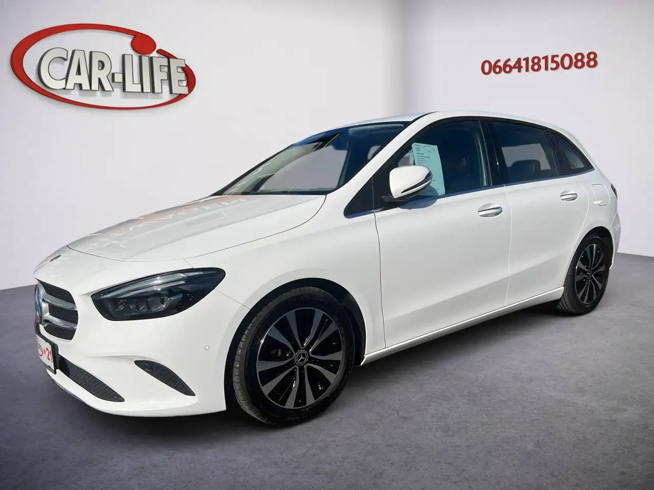 Mercedes-Benz B 200