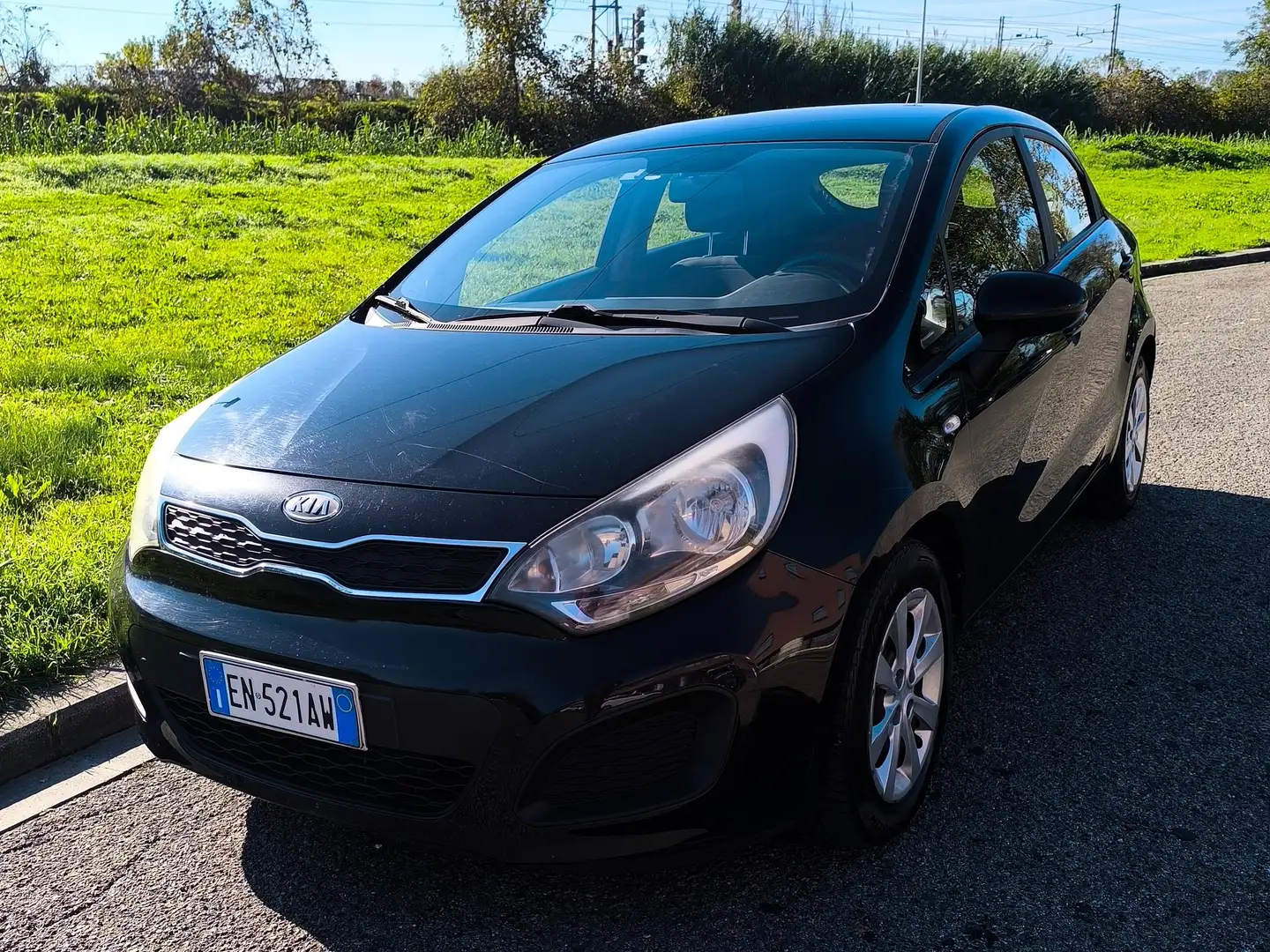 Kia Rio CRDI WGT 5P EX Nero - 2