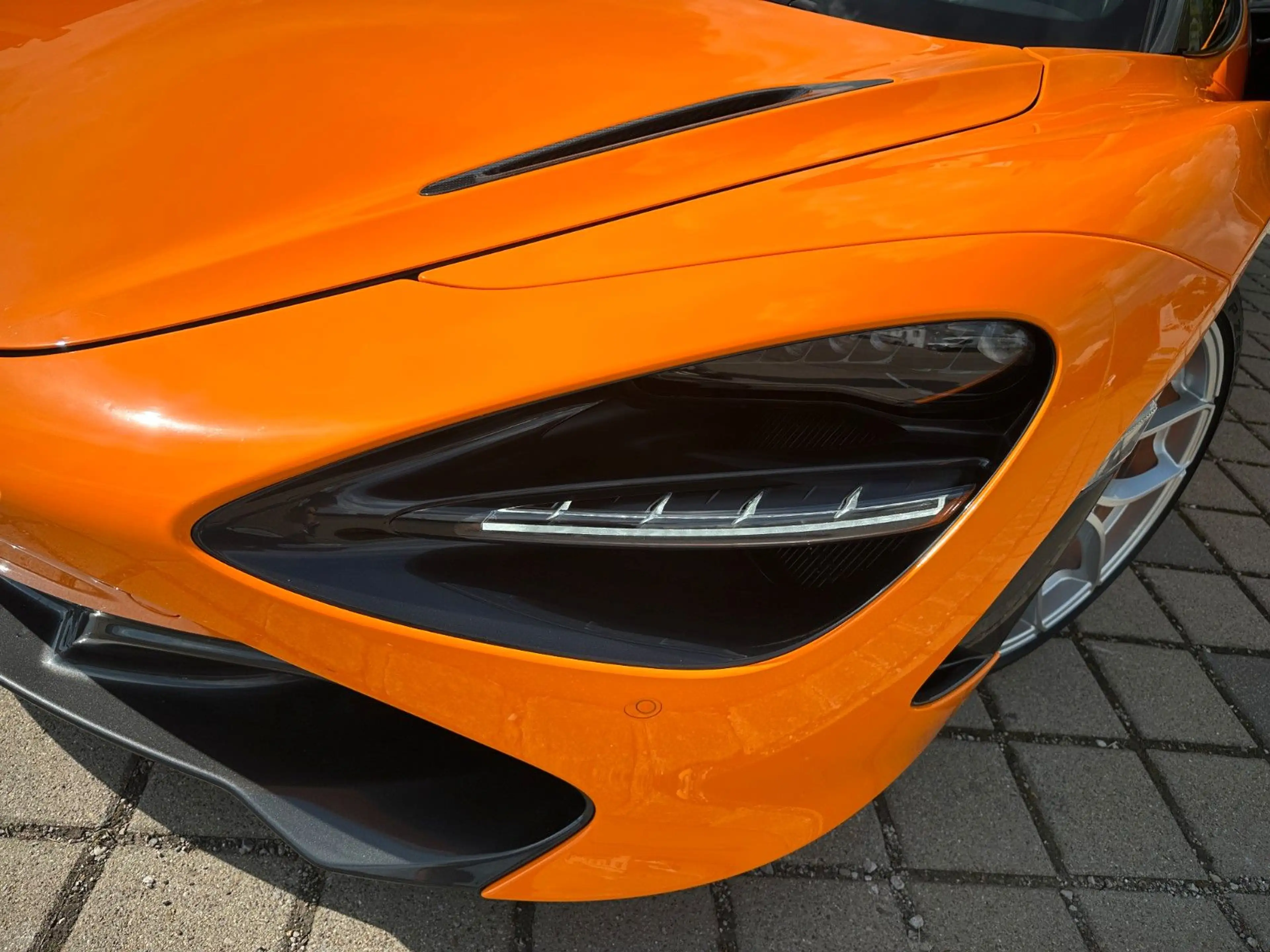 McLaren 720S SPIDER PERFOR. PLUS.KERAMIK|CARBON|LIFT|B&W — photo 10