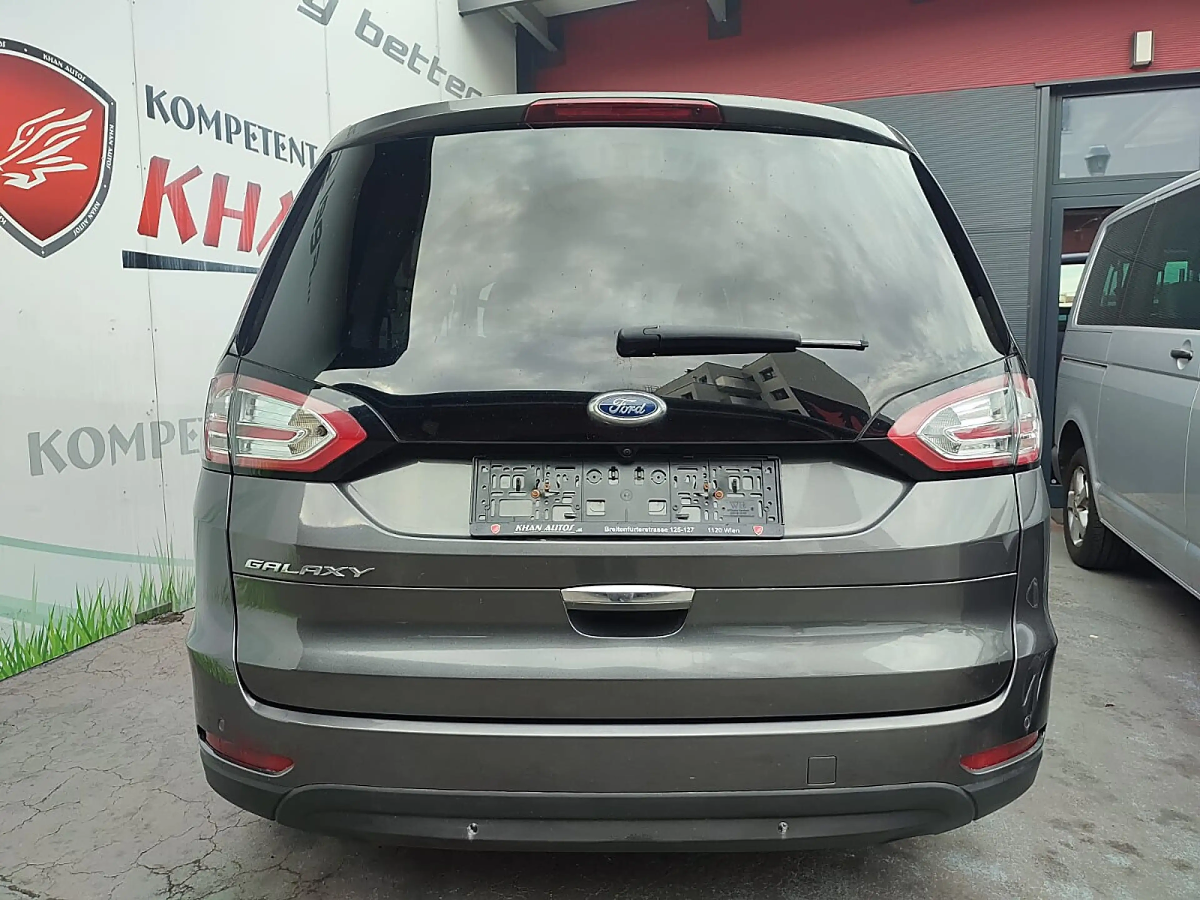 Ford Galaxy 2,0 EcoBlue Titanium 5stz. Aut. — photo 5