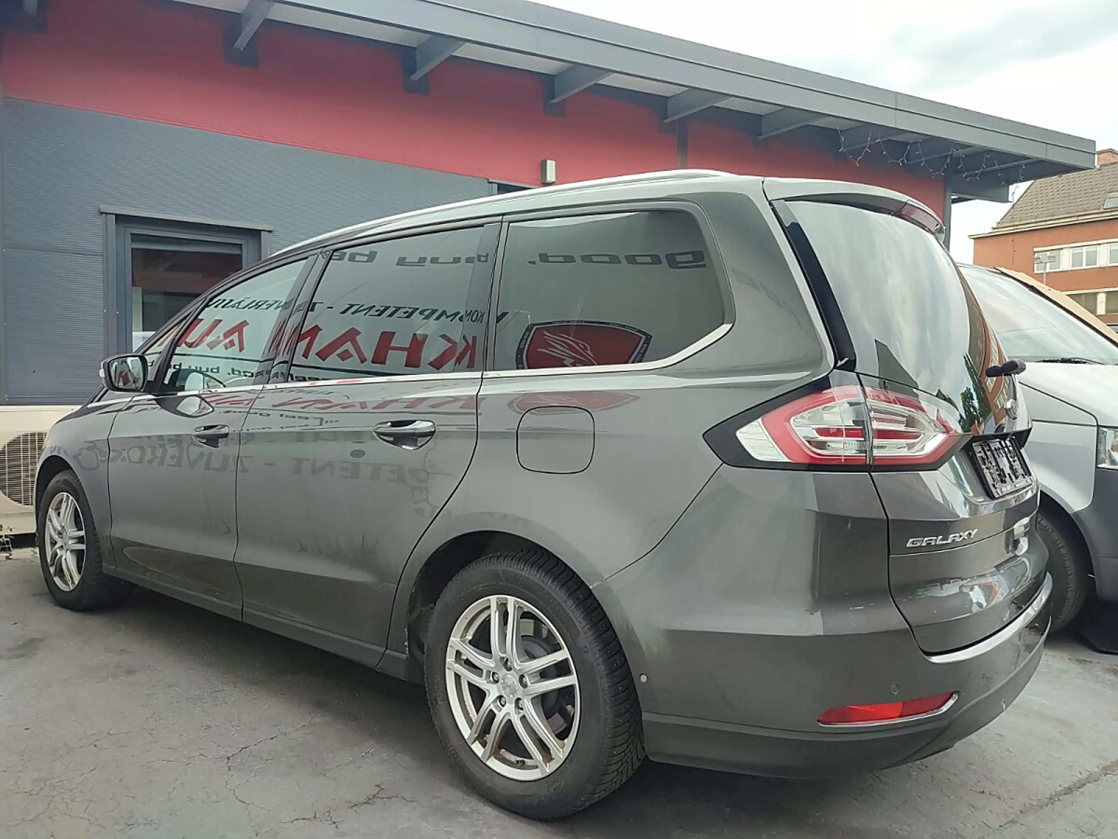 Ford Galaxy 2,0 EcoBlue Titanium 5stz. Aut. — photo 4