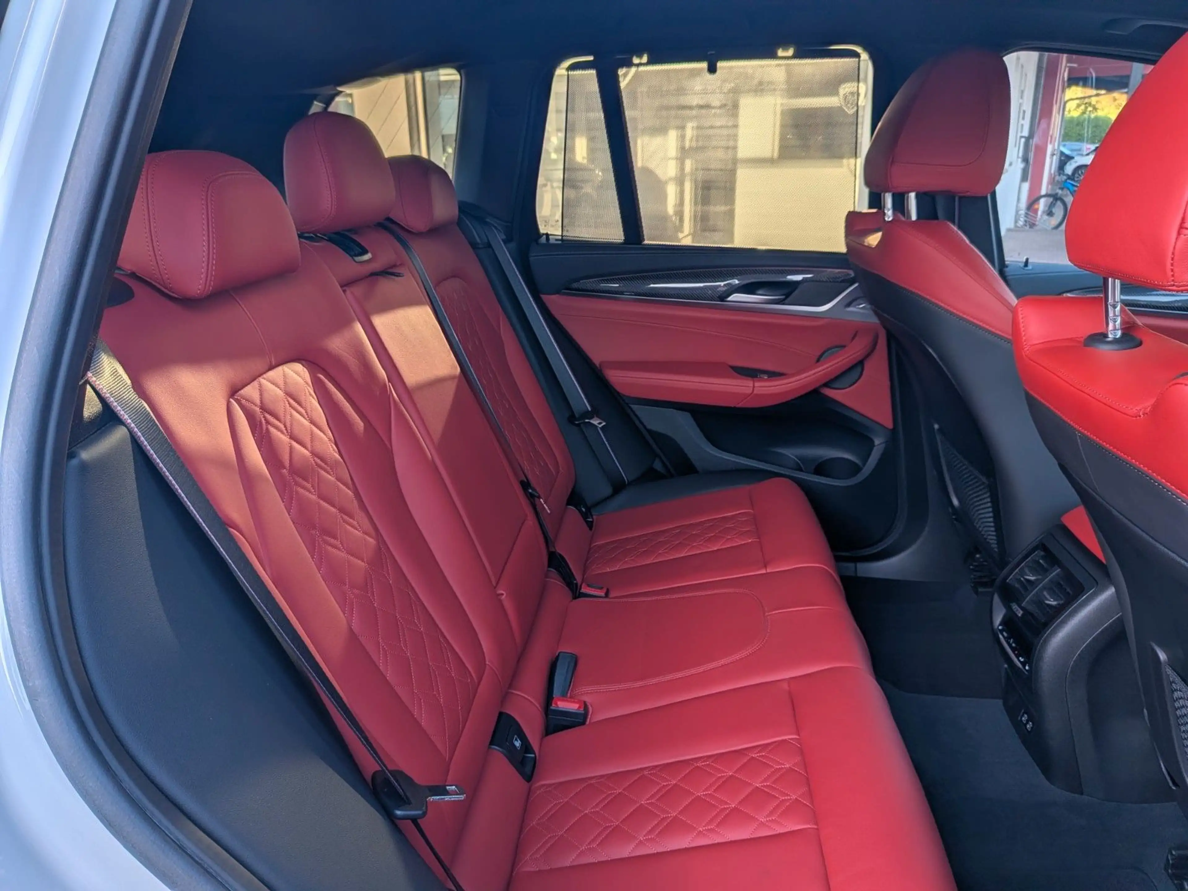 BMW X3 xDrive 30i M-Sportpaket *Standheiz*Anhängkupp — photo 13