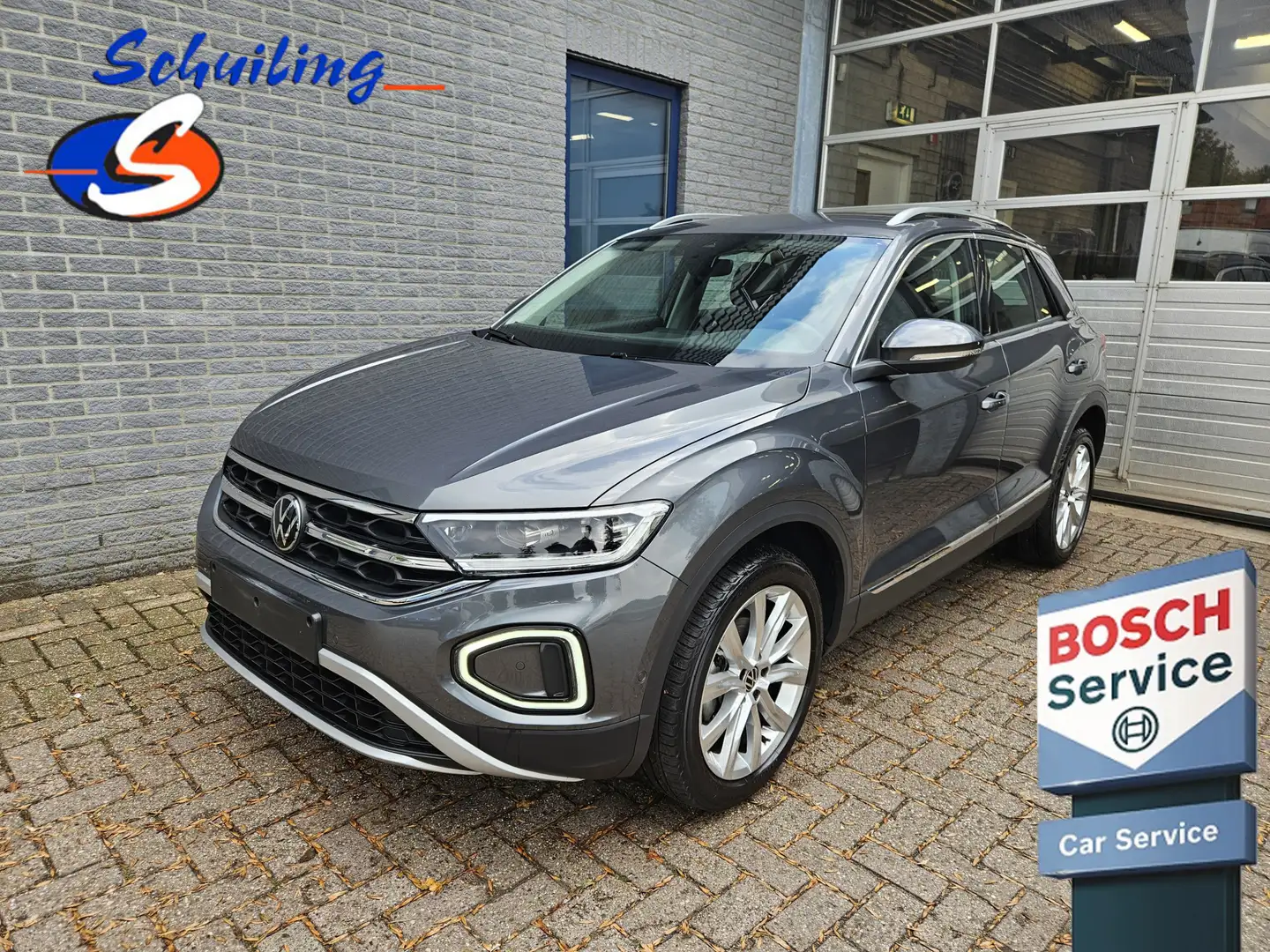 Volkswagen T-Roc 1.5 TSI Style Inclusief Afleveringskosten Gris - 1