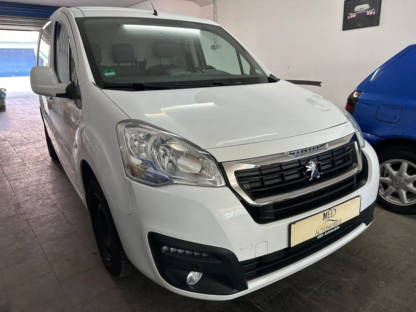 Peugeot Partner L2 Komfort Plus Weiß - 1