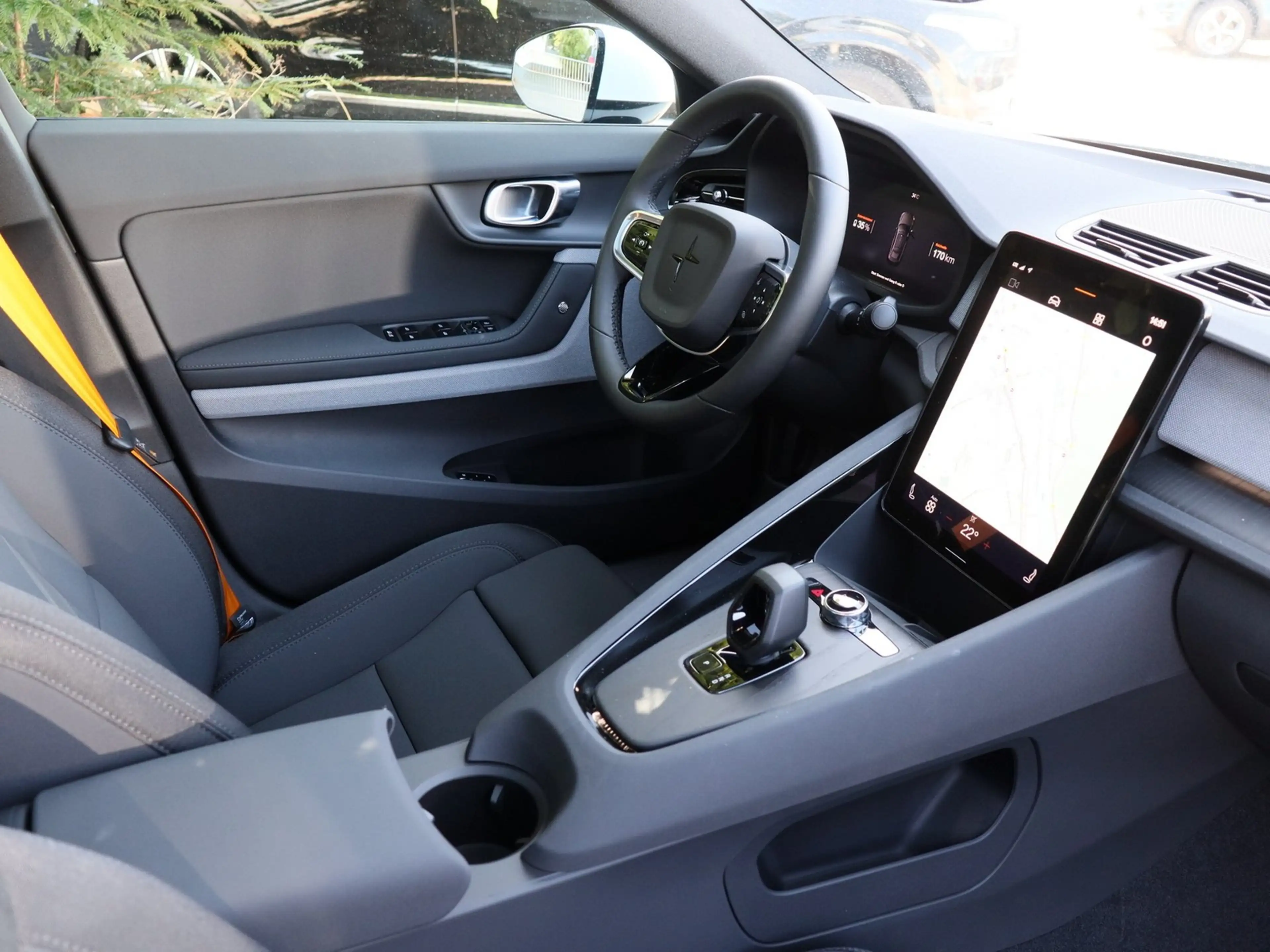 Polestar 2 Long Range Dual Performance Navi*PDC*LED — photo 14