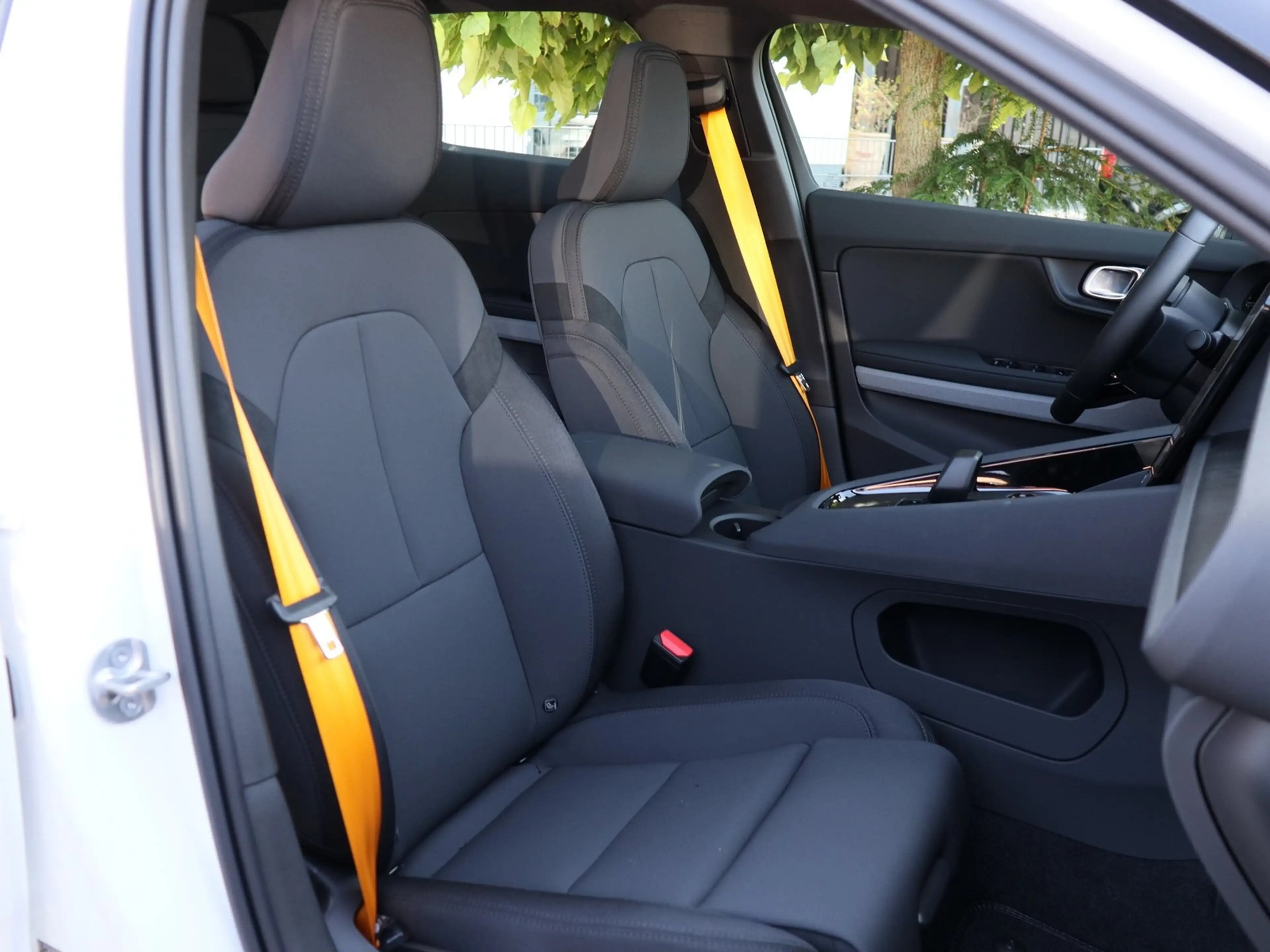 Polestar 2 Long Range Dual Performance Navi*PDC*LED — photo 3