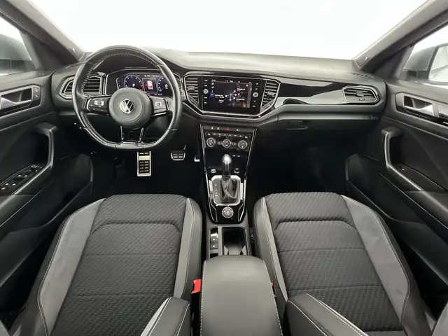 Volkswagen T-Roc view 6