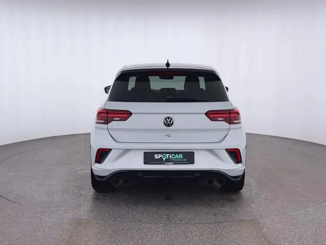 Volkswagen T-Roc view 4
